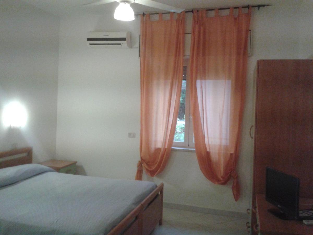 Hotel Eden Perdifumo Habitación foto